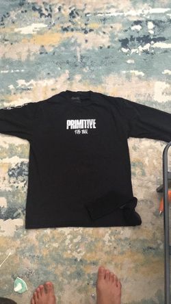 Primitive dbz long sleeve : medium