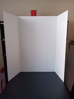 New 2 TWO Pacon Presentation Or Photo White Tri-fold Board