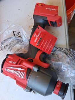 Milwaukee  m18  -7/16" Hex Uutility High torque  impact  ONE-KEY  2865--20