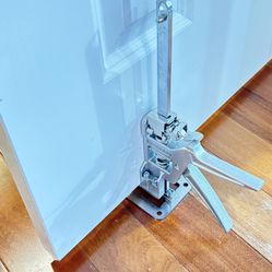 Arm Jack Lift Tools Brand New In Box