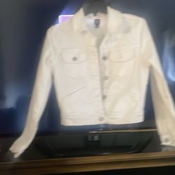 White Denim Jean Jacket (GAP)