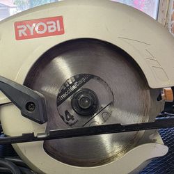Ryobi saw