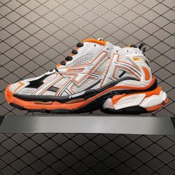 Balenciaga Men’s Sneaker With Box New 