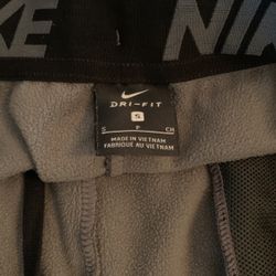 Nike Joggers/sweats Size Small
