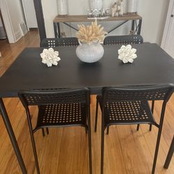  Black Table