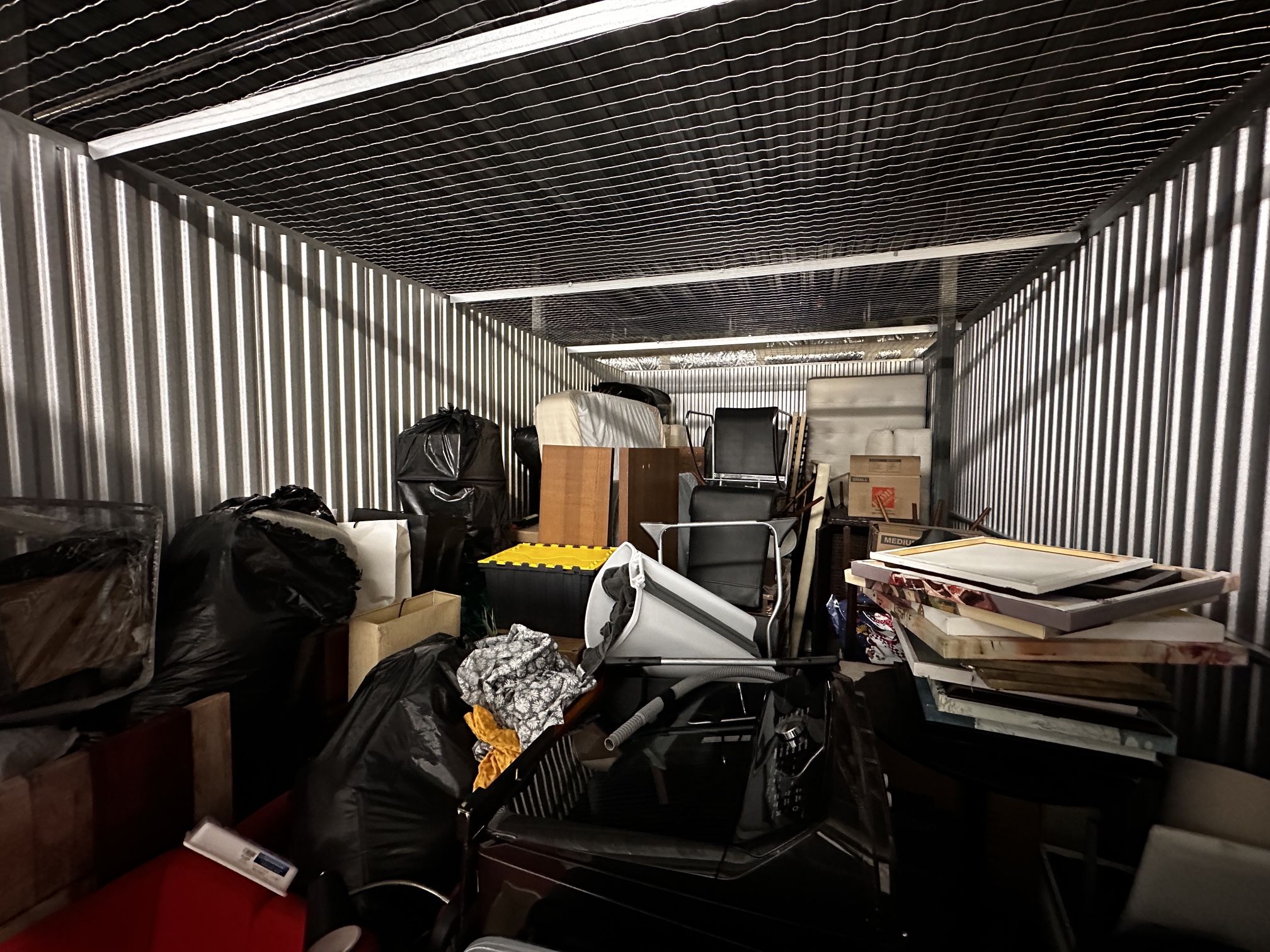 Storage Unit Clear Out Sale(Everything Must Go!) for Sale in Orlando