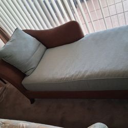 Chaise Lounge