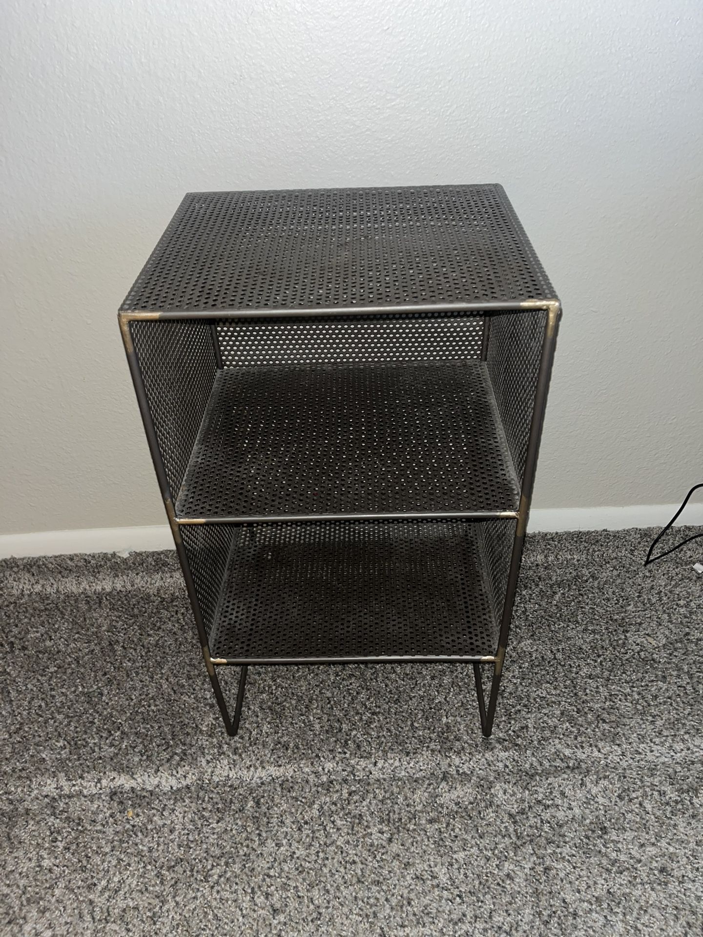 Small Cubby with 2 shelves