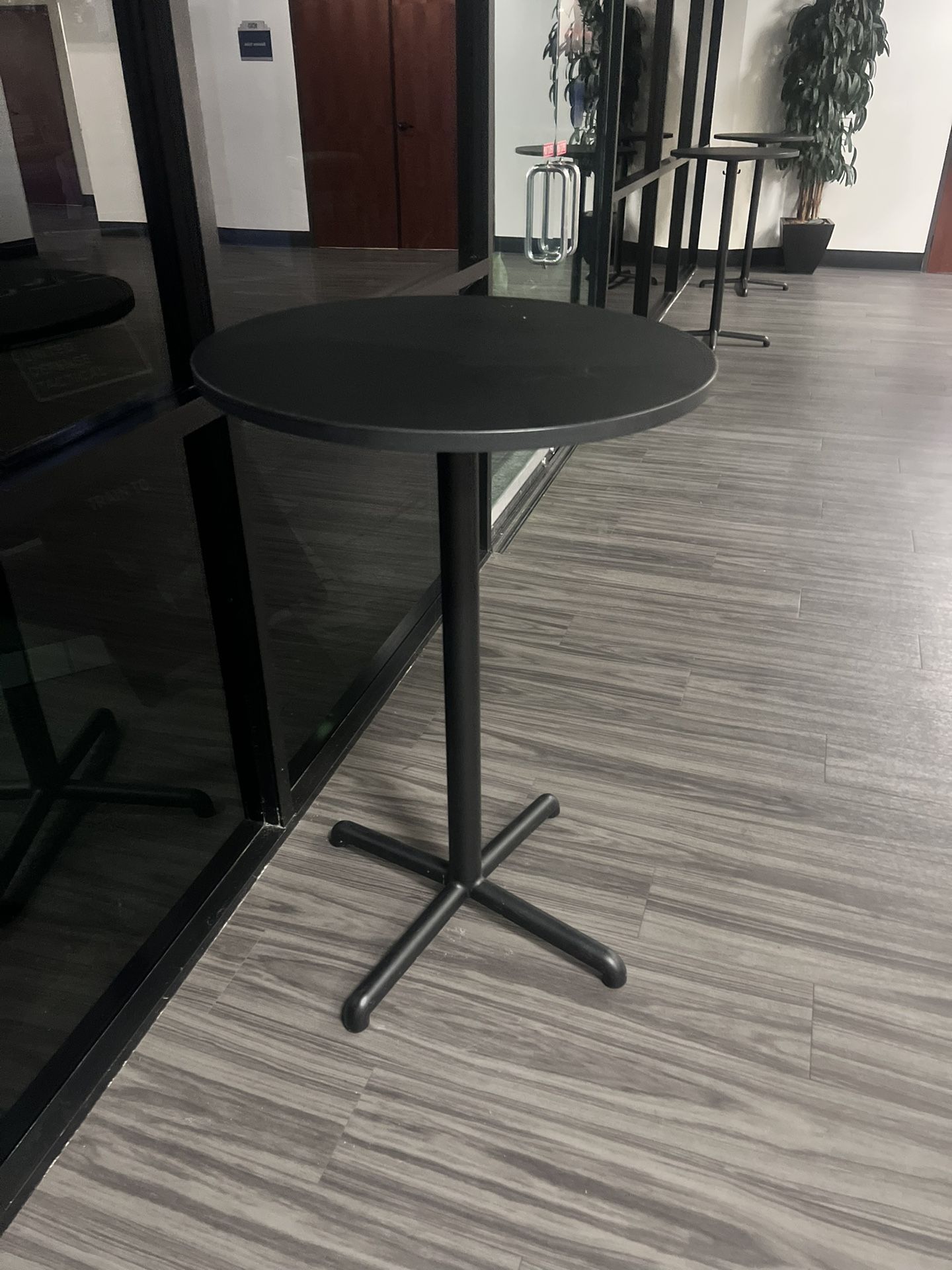 Tall Coffee Bar Tables For Home Or Commercial Use
