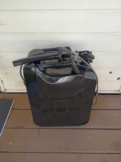 Black 5 Gallon Jerry Can Gas Steel Tank Military NATO Style 20L Storage Can