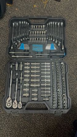 Channellock 200-Piece Mechanics Tool Set - 100% Complete with Case