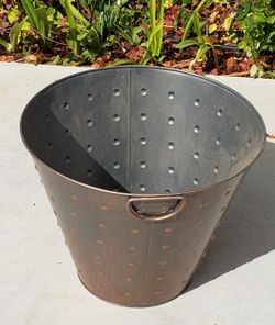 Metal Pot