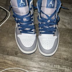 Nike Air Jordan 1 Mid "True Blue" sneakers with the style code DQ8426-014.