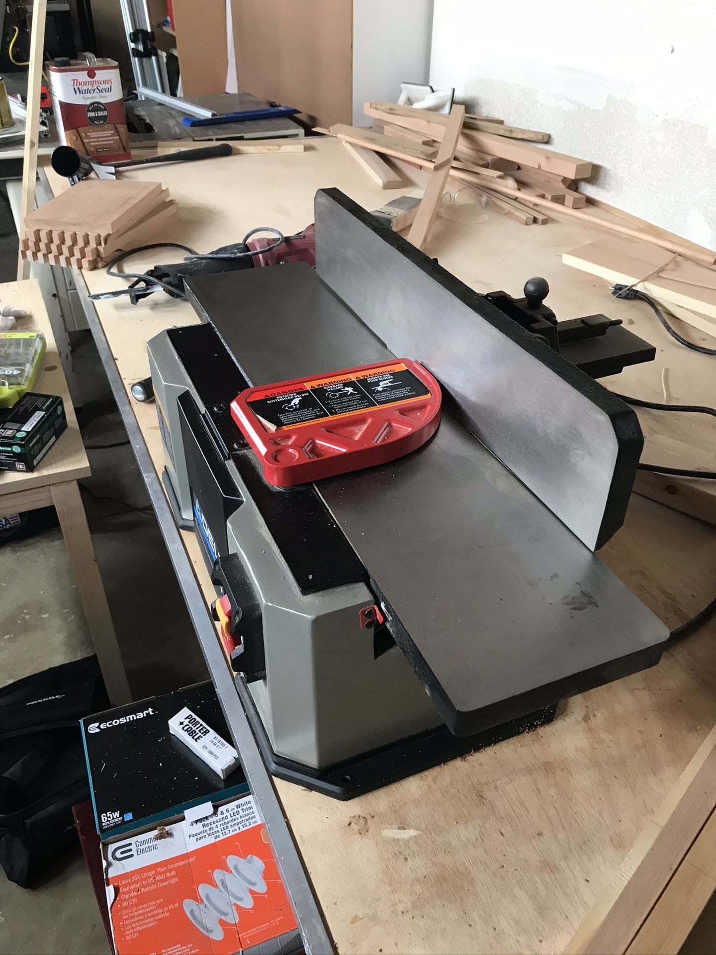 Delta 6 Bench top Jointer for Sale in Moreno Valley, CA OfferUp