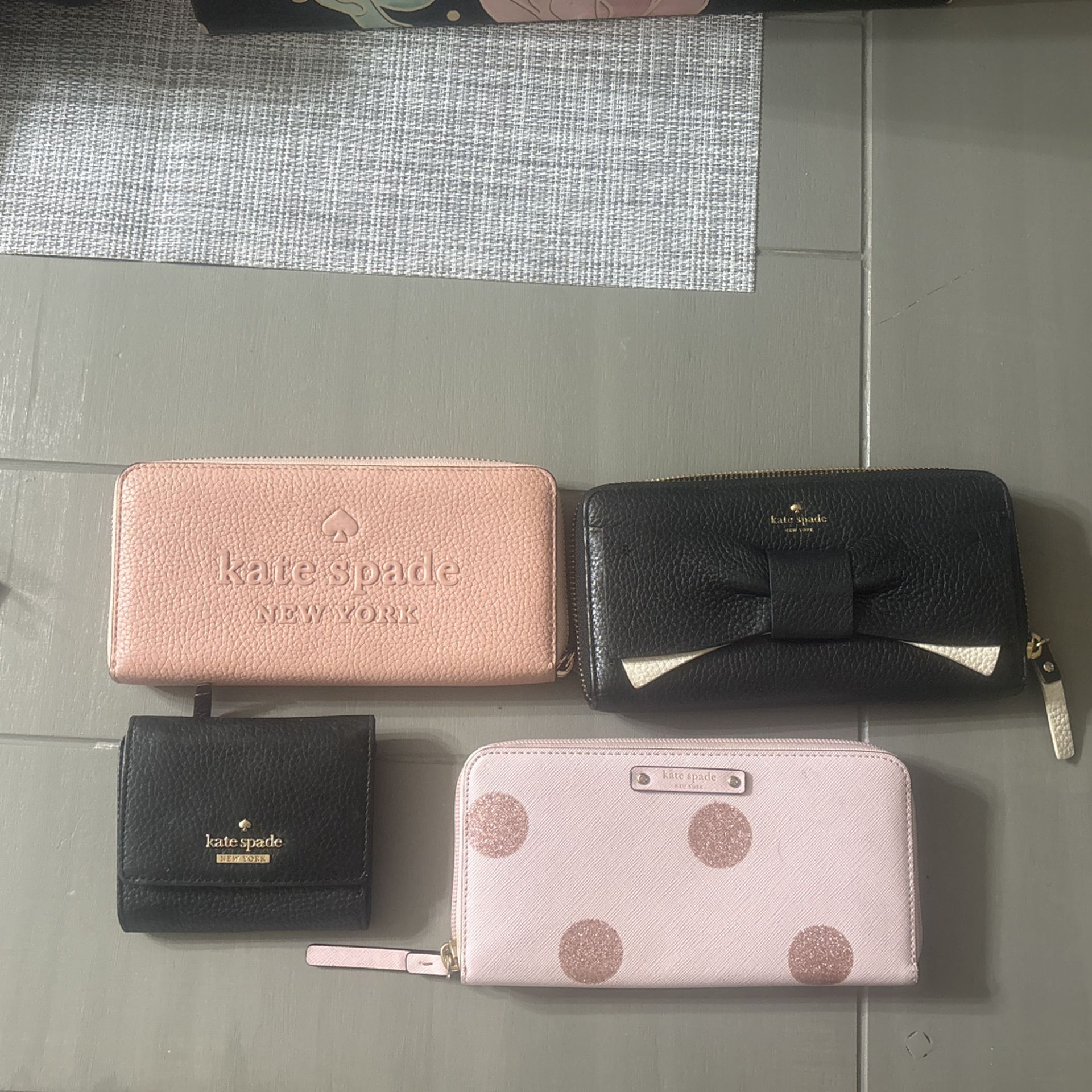 Kate Spade Wallets Good Condition 