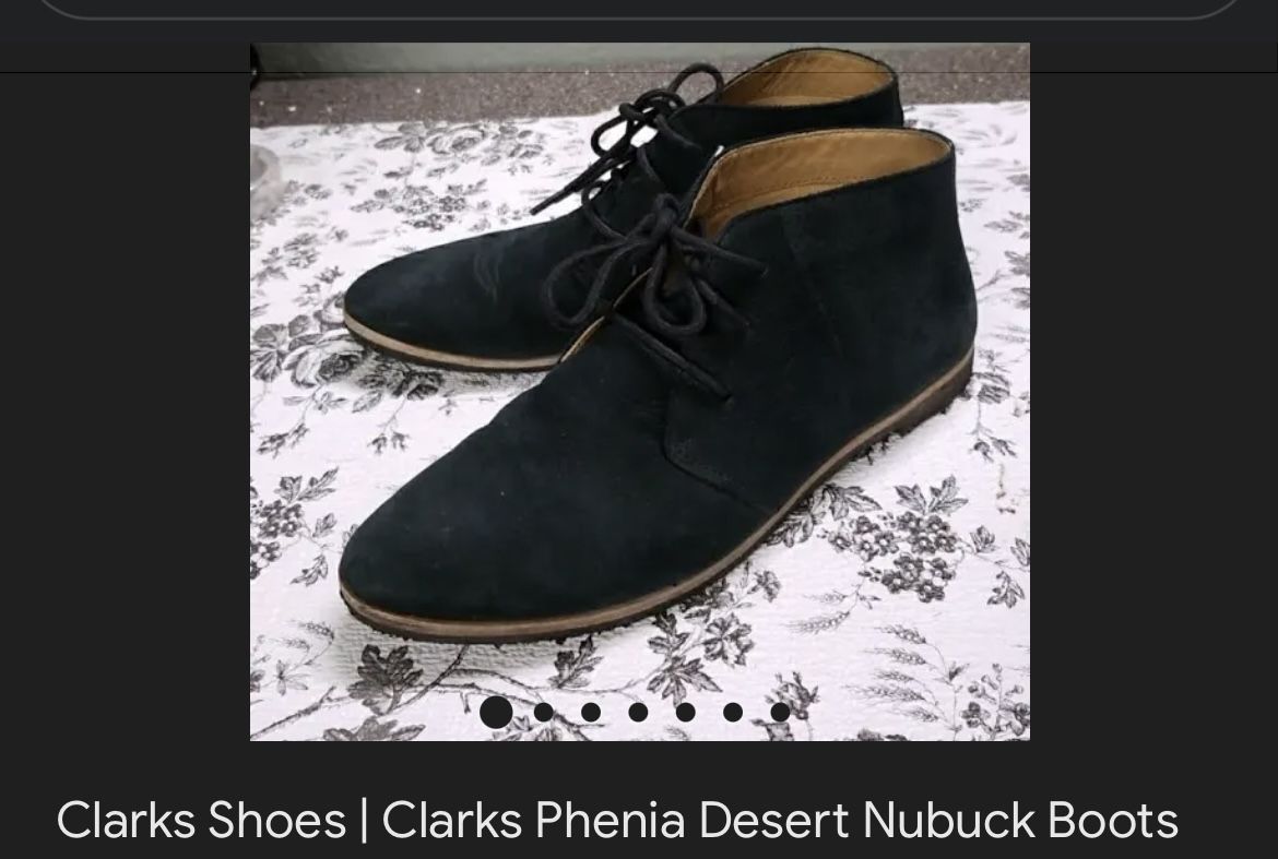 Women s Clarks Phenia Desert Boots Size 9 for Sale in San Diego CA OfferUp