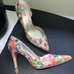 Floral High Heels 👠 