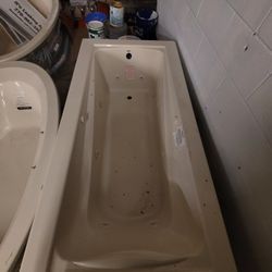 Jacuzzi  TUBS