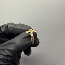 14K Cross Ring