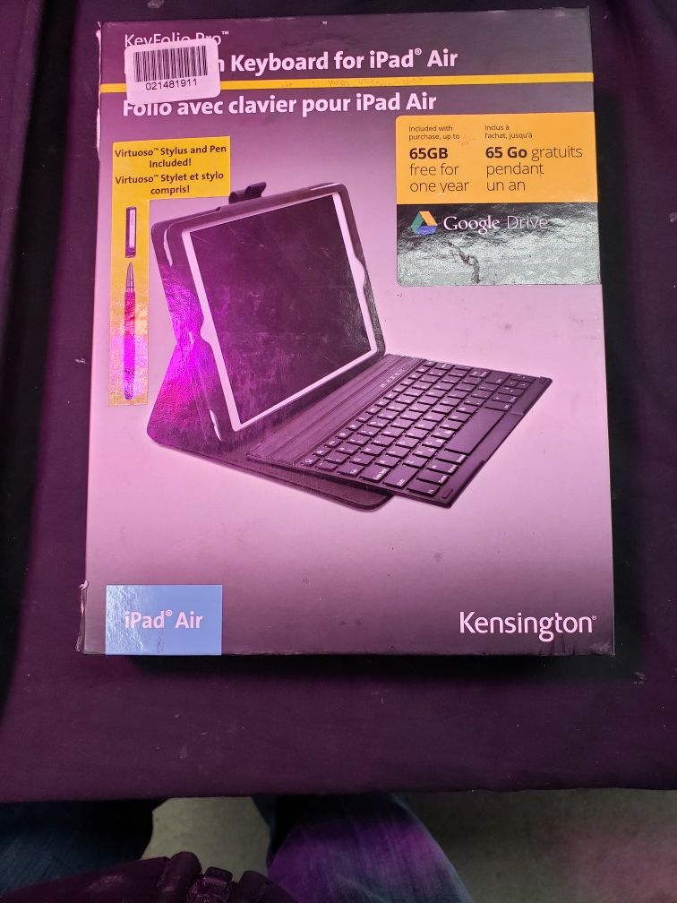 APPLE. Key Folio pro.Folio with keyboard for iPad Air. NEW