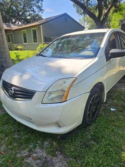 Nissan Sentra 2011