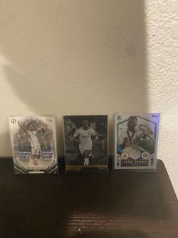 Real Madrid Cards ( Bellingham/ Vini Jr.x2)
