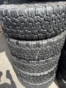 4 Llantas 265-70-17 bf Goodrich Ko2 Buenas Condiciones $240 las 4 Llantas Montadas Y Balanceadas