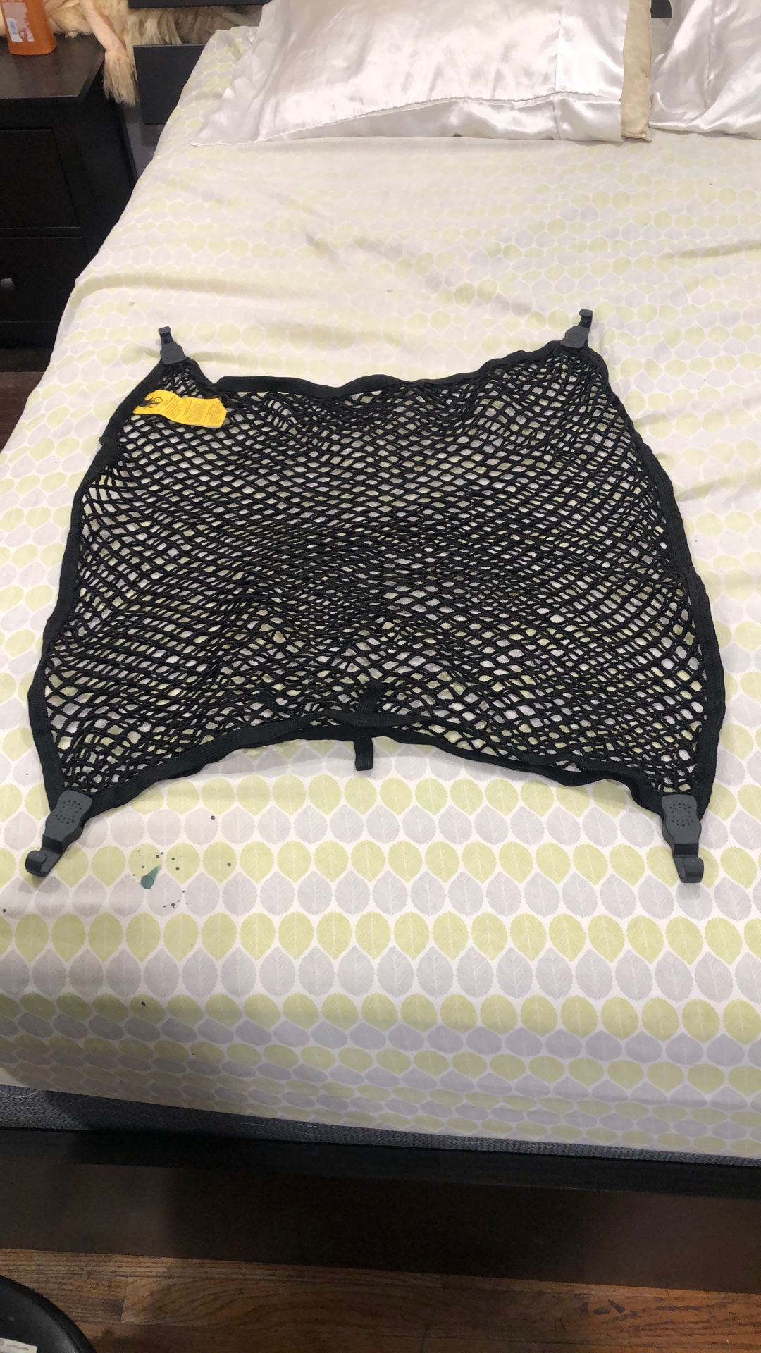 Mercedes Benz E Class Rear Trunk Heavy Duty Mesh Layover