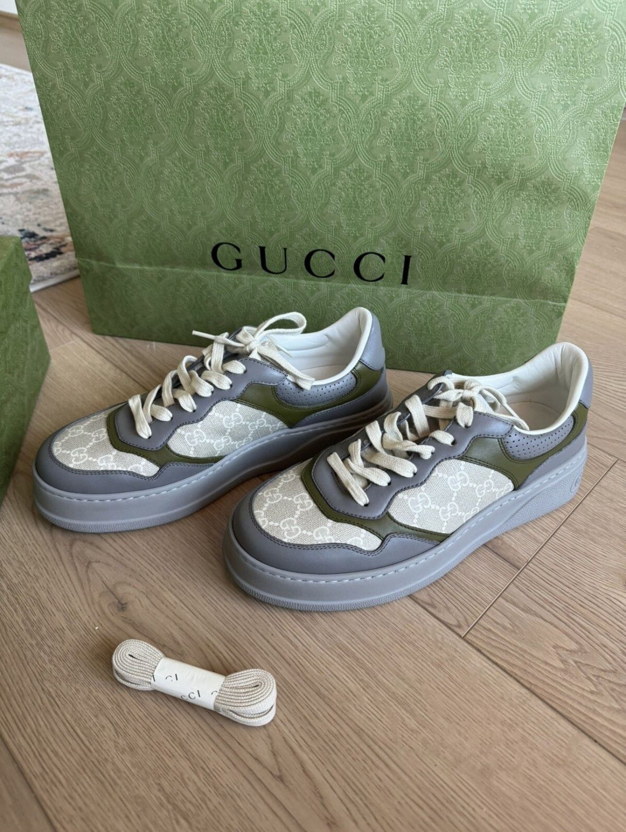 Gucci Sneakers 