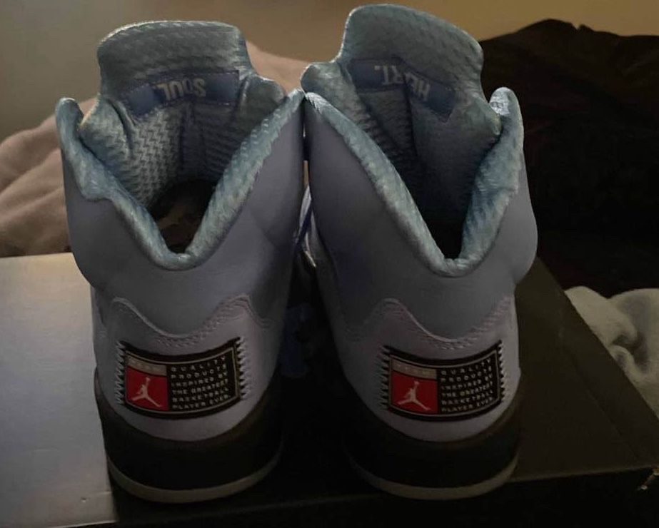 Air Jordan 5 Retro SE UNC