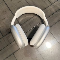 AirPods Pro Max