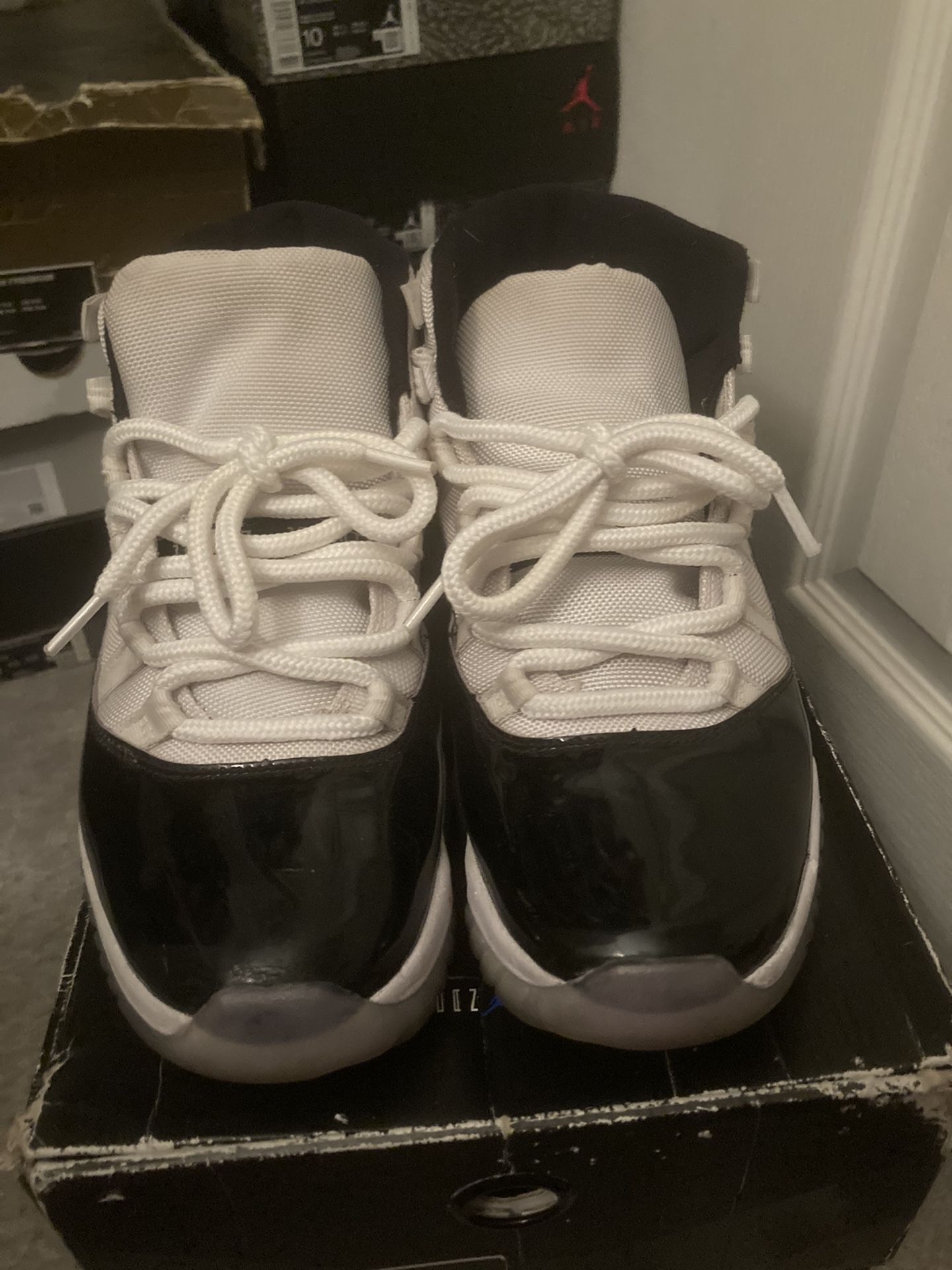 Jordan 11 Concord Size 9.5