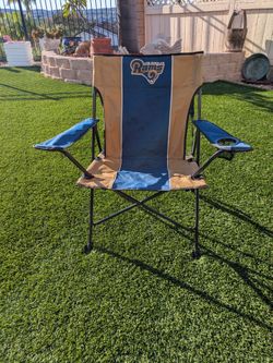 L A Rams Dual Lock Pro Chair "Like New" Tailgating