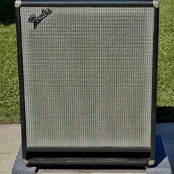 Fender 18 Bass Cabinet EV Speaker