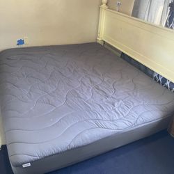 $200 Mattress Size cal king Only Mattress  Used 