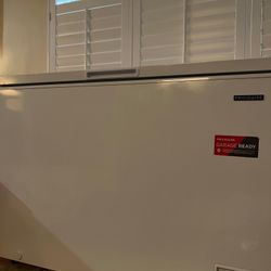 Frigidaire Chest Freezer