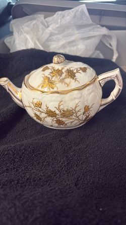 Hand painted porcelain teapot