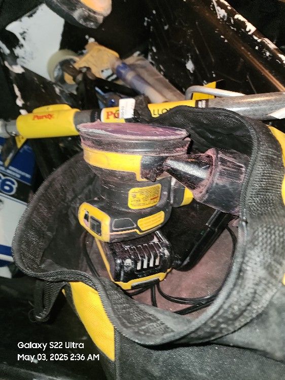 Bunch Of Great Tools And Ladders Need Money Fast