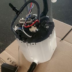 Brand new OEM GM Fuel Pump Assembly