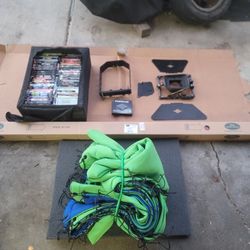 Cinevate swing away box, camera cage, green screen, background paper, usb 3.2 card reader, edit dvds