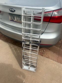 Aluminum motorcycle ramp
