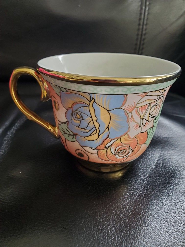 Lavendar Flowers Gold Leaf Cup Saucer