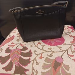KATE SPADE CROSSBODY PURSE........😁😊😍