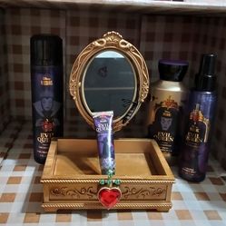 Bath & Body Works Disney Villains Limited Edition 5 Piece Evil Queen Magic Mirror Set