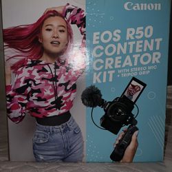 Canon R50 Creator Kit 