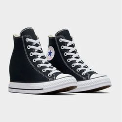 Women Converse Chuck Taylor All Star Wedge Platform Shoe, A11909C Size 9.5 women Black/Re