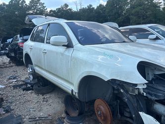 2010 Porsche cayenne Parts