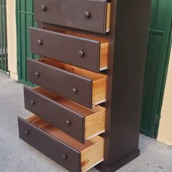 Wooden Dresser 58"×37"
