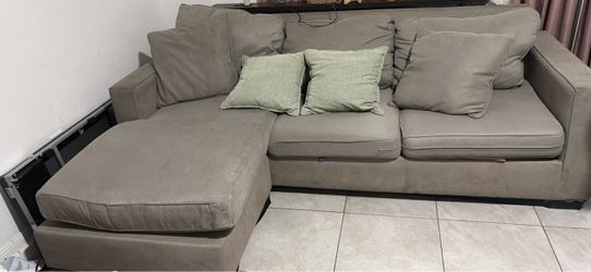 Gray Fabric Sectional Sofa with Chaise