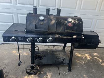 Texas Trio Half Grill/ Half Smoker With Stove Top